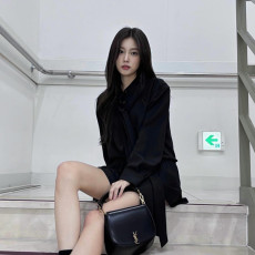 [아이즈원 강혜원] SAINT LAURENT 생로랑 볼테르 핸드백 800846 2COLOR