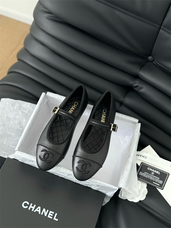 11위 CHANEL 샤넬 여성용 단화 C45855-1 2024/신상 2COLOR