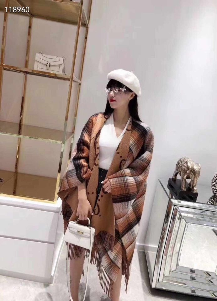 GUCCI 구찌 대형숄