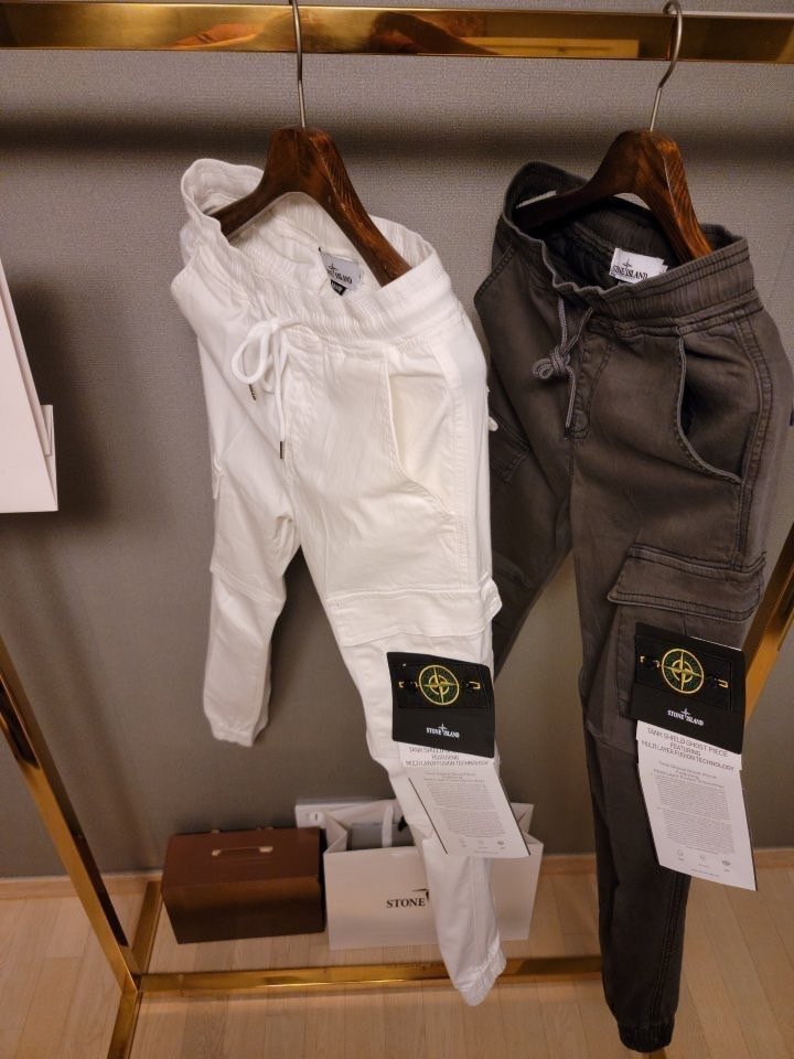STONE ISLAND 스톤아일랜드 사선 카고 조거팬츠
