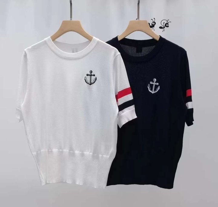 THOM BROWNE 톰브라운 팔삼선앵커 라운드 반팔 니트