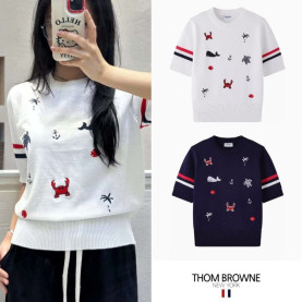 ●5월 판매 9위● THOM BROWNE 톰브라운 씨라이프 자수 니트