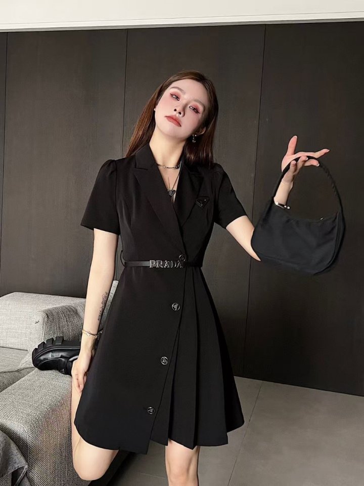 PRADA 프라다 단추 원피스
