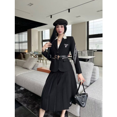 PRADA 프라다 롱 스커트 자켓셋트