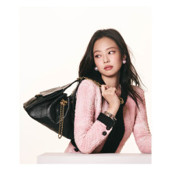 [블랙핑크 제니] CHANEL 샤넬 25백 버킷백 AS1051-5 (스몰/미디움)