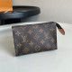 LOUIS VUITTON 루이비통 포쉐트 토일렛 15 클러치백 M47546