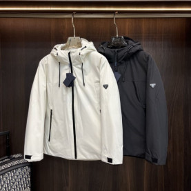 PRADA 프라다 메탈 플레이트 윈드 다운 패딩 2COLOR