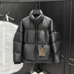 LOUIS VUITTON 루이비통 모노그램 다운 패딩