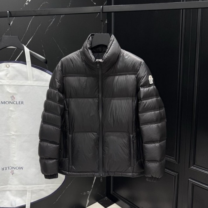 MONCLER 몽클레어 쉴드 다운 패딩 자켓