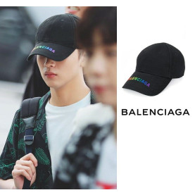 BALENCIAGA 발렌시아가 레인보우 볼캡