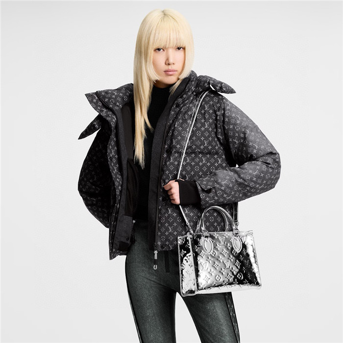 LOUIS VUITTON 루이비통 온더고 토트백 PM M26373