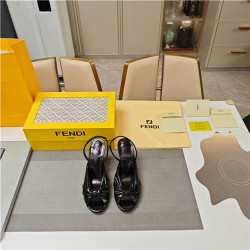 FENDI 펜디 여성용 샌들 (굽높이8.5CM) F95547 2COLOR