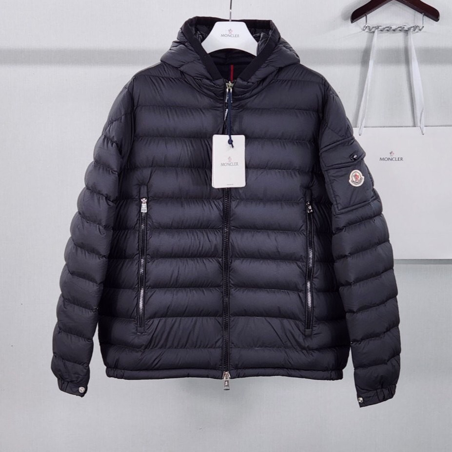 ●1월 판매 8위● MONCLER 몽클레어 8556 갈리온 Galion 구스다운 패딩