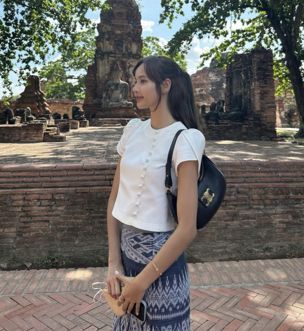 ●셀린느 미디엄 트리옹프 아바 백●