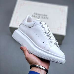 ●실사● 알렉산더 맥퀸 화이트 탭 오버솔 야광