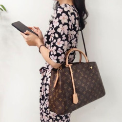 ●실사● 루이비통 모노그램 캔버스 몽테뉴