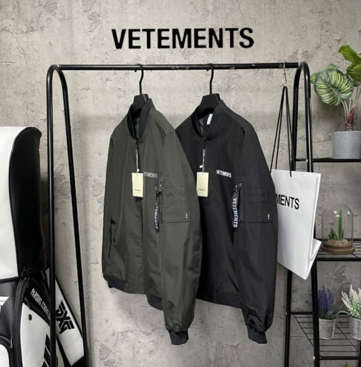 VETEMENTS 베트멍 스프링 항공점퍼