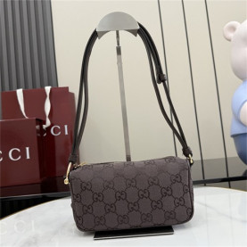 GUCCI 구찌 하프 홀스빗 스몰 숄더백 860784