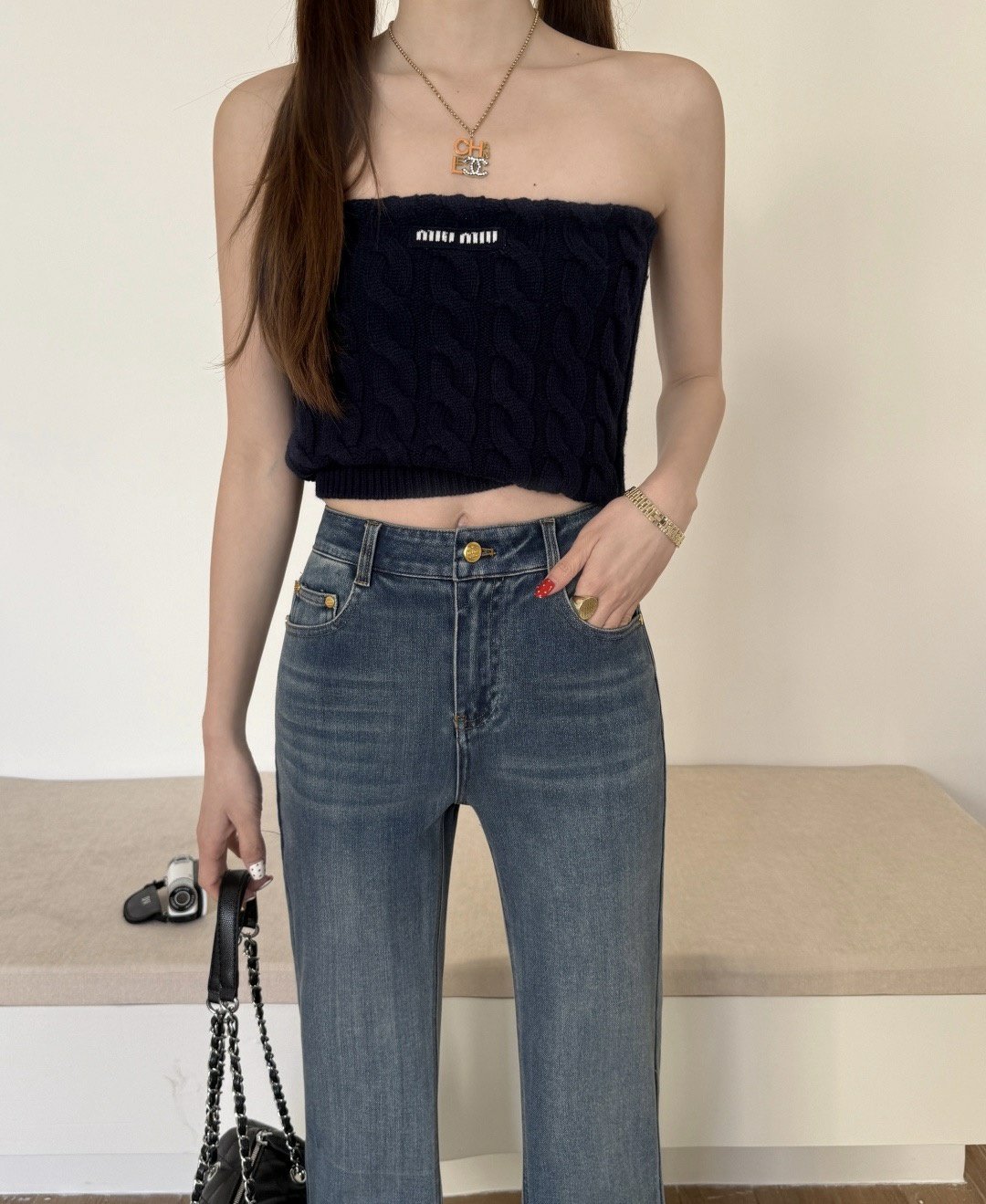 PRADA 프라다 트라이앵글 부츠컷 데님팬츠