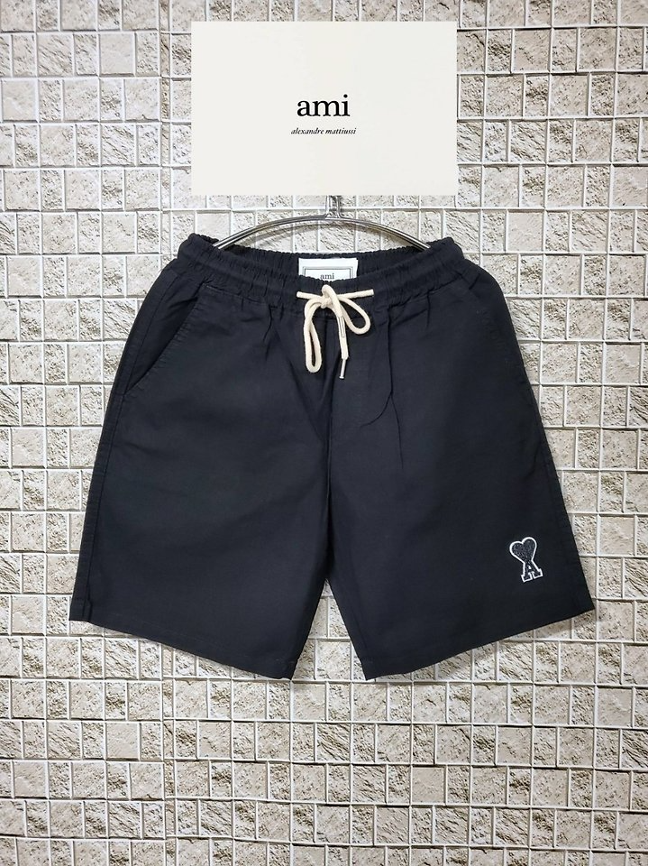 AMI 아미 블랙패치 린넨 하프팬츠 3COLOR
