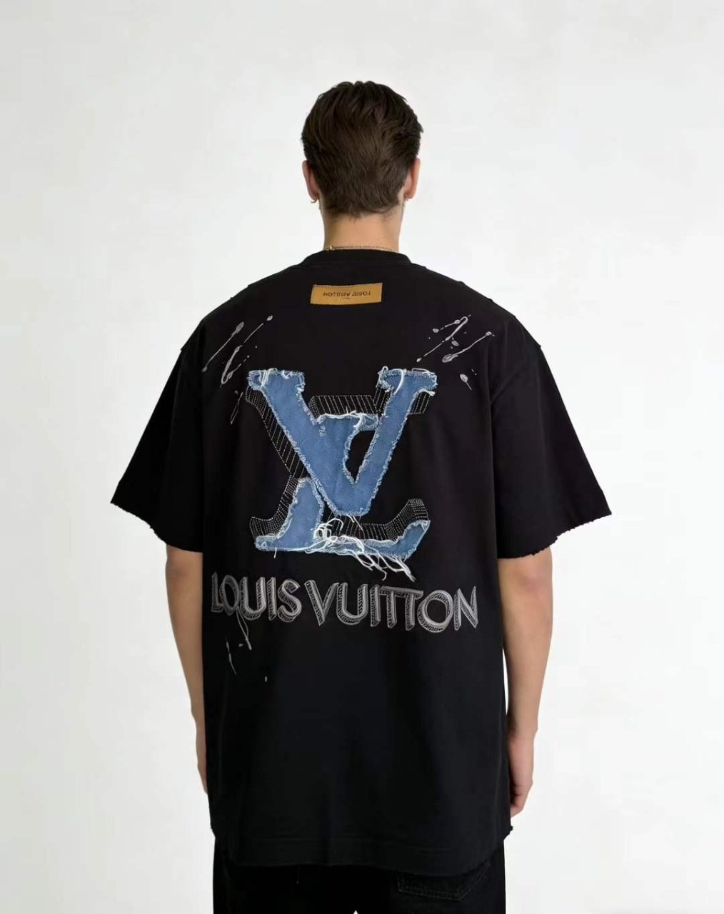 LOUIS VUITTON 루이비통 데님 자수 로고 티셔츠