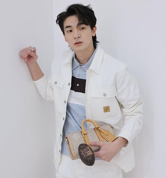 LOUIS VUITTON 루이비통 64317 로고 레더 패치 드로스트링 자켓